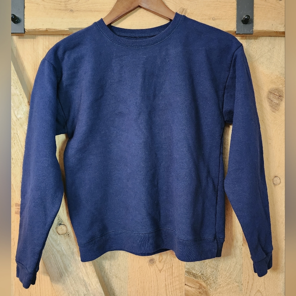 Girls classic sweatshirt